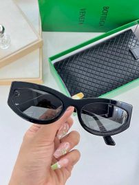 Picture of Bottega Veneta Sunglasses _SKUfw43304322fw